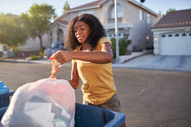 Best Yard Cleanup Services  in Oakland, NE
